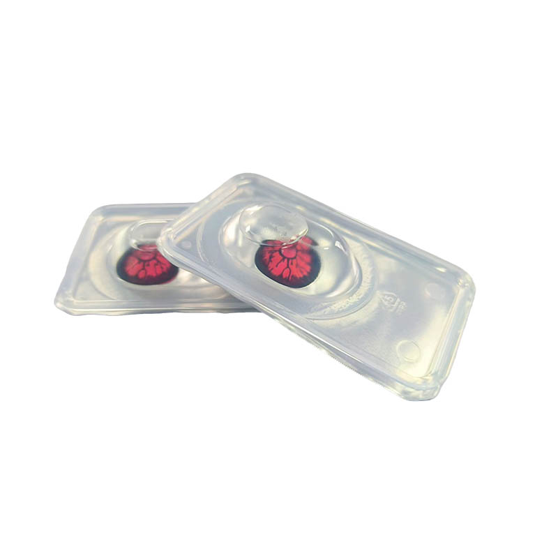 How does the colored contact lenses (nude) series optimize oxygen permeability to protect eye health?